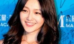 娱乐大爆料最新大s,娱乐大爆料揭秘她的最新生活点滴